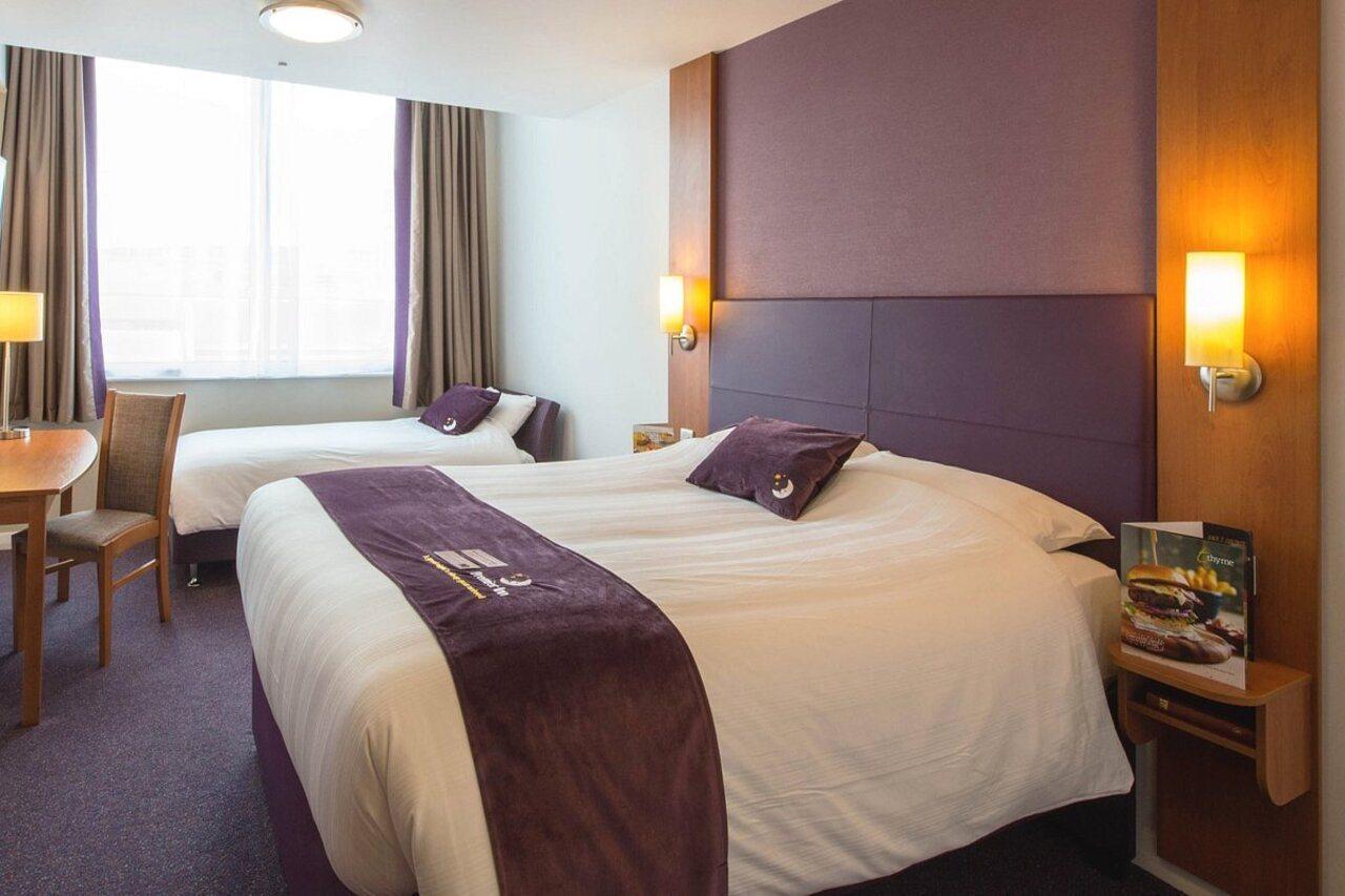 Premier Inn Лімінгтон Екстер'єр фото