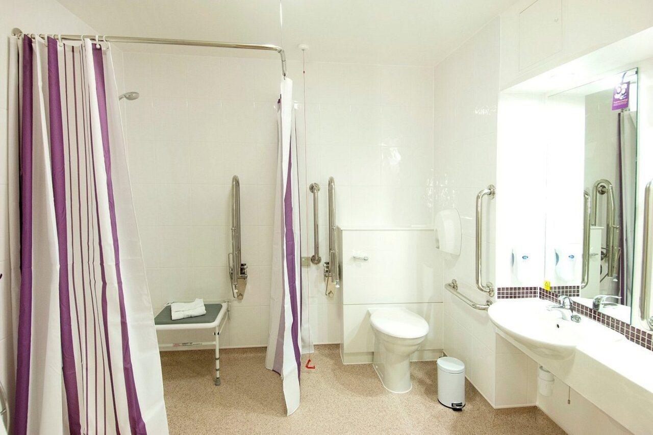 Premier Inn Лімінгтон Екстер'єр фото